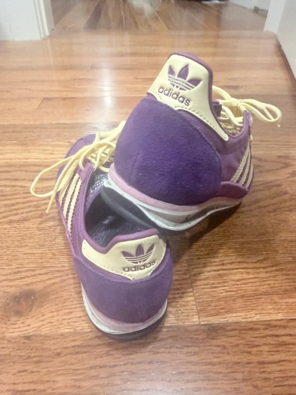 adidas Purple and Cream Women's Retro Trainer Sneakers Womens 7.5/Kids 6